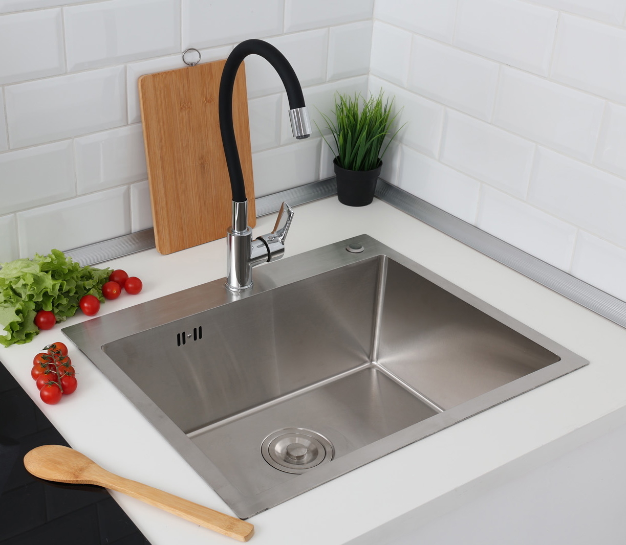 Мойка Alcora / Алькора Monaco для кухни с сифоном встраиваемая, прямоугольная, из нержавеющей стали, серая, 580х480х210мм / сантехника