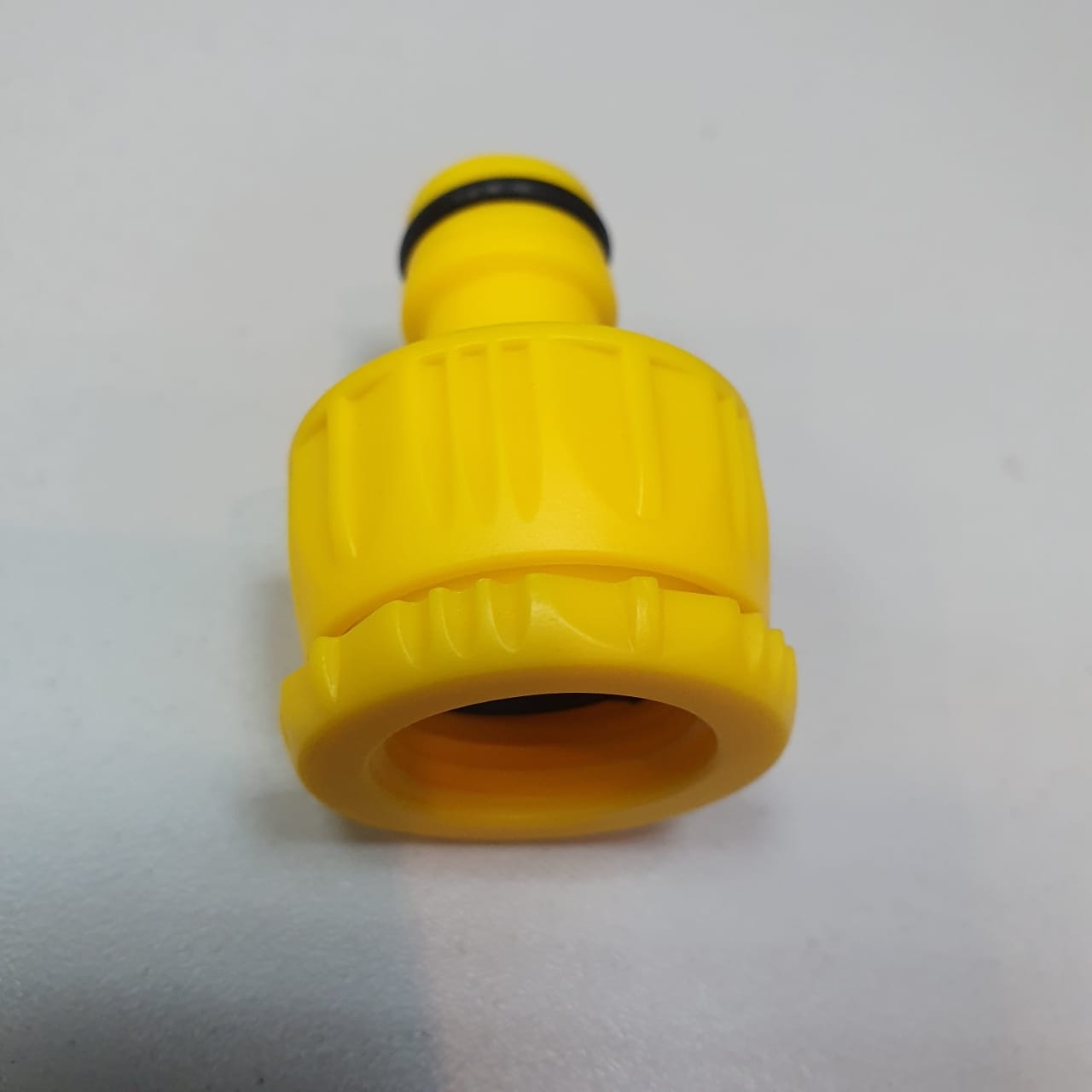 Переходник для шланга InWork / Инворк внешний пластиковый 1/2 и 3/4дюйма / дом и сад