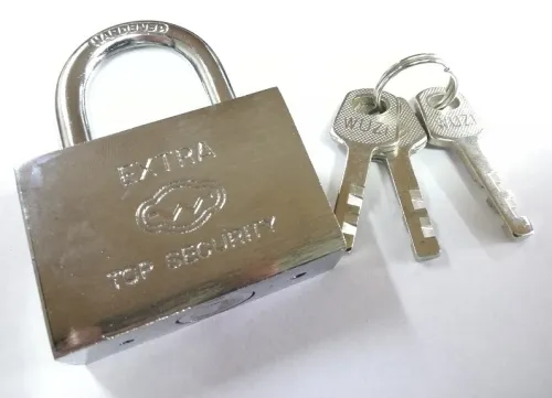 Замок навесной СКОБЯНОЙ цилиндровый, стальной, 3 ключа, 60мм / средства защиты