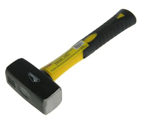 Кувалда RemoColor / РемоКолор с фиберглассовой рукояткой, из стали, 1кг, длина 220мм / инструменты для строительства и ремонта