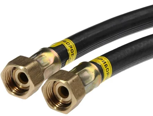 Подводка для газа MIXTON резиновая 1/2" 2.5м черная