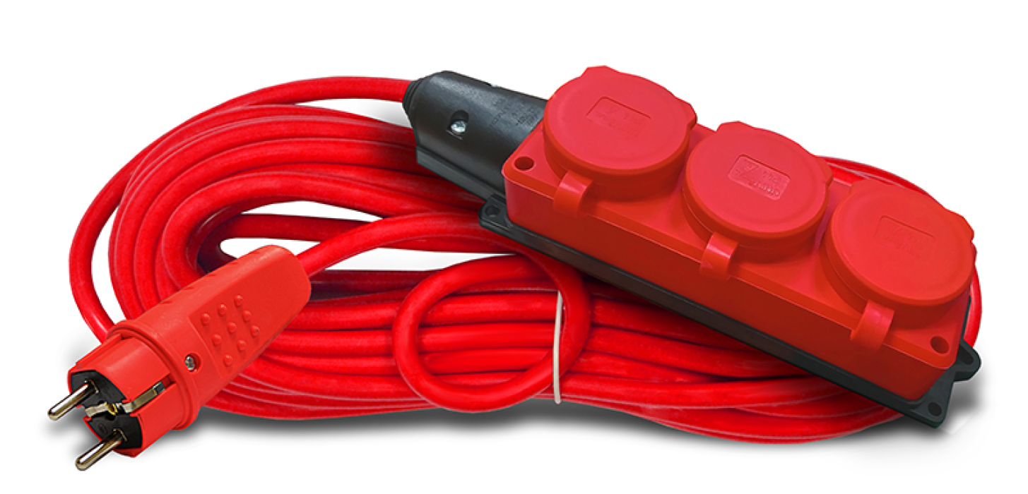 Удлинитель шнур силовой DOMTOK / Домток Арктик с заземлением морозостойкий, провод КГ 3х1.5 красный, 3 штепсельных гнезда, 3500Вт, IP44, 40м, 2602 / электрика