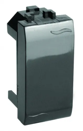 Заглушка DKC / ДКС 1 модуль, прямоугольная, пластиковая, черная, размером 46.8x21.8x19.5мм / аксессуары для кабель каналов