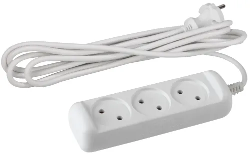 Удлинитель бытовой ЭРА U-3-3m без зазeмляющих контактов, ПВС 2х1мм² 10А, 3 метра 3 розетки, белый Б0028355
