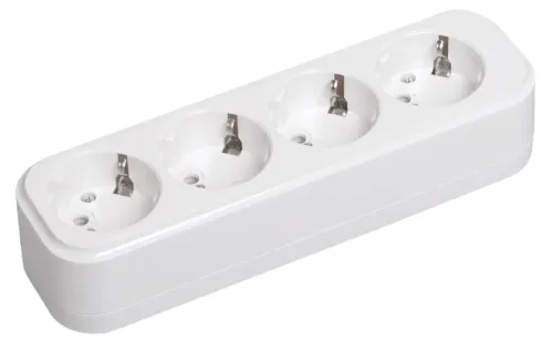 Блок розеток IEK / ИЭК Classic К04 2Р+РЕ, 4 гнезда 16А 3.5кВт 250В с заземляющими контактами, белый KYP11-16-04-00-Z / колодка электрическая для удлинителя