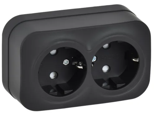 Розетка IEK Glory РСш22-3-ХЧм, 16А 250В IP20, черная
