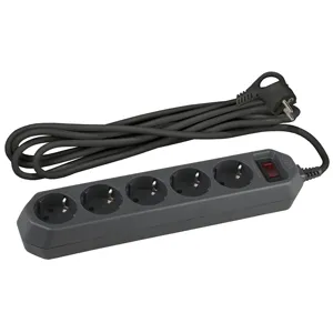 Удлинитель ЭРА USF-M-5es-5m-B, 5м, 5 розеток, черный Б0019737