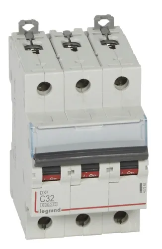 Автоматический выключатель Legrand DX3 3P 32А C 6/10кА 407862
