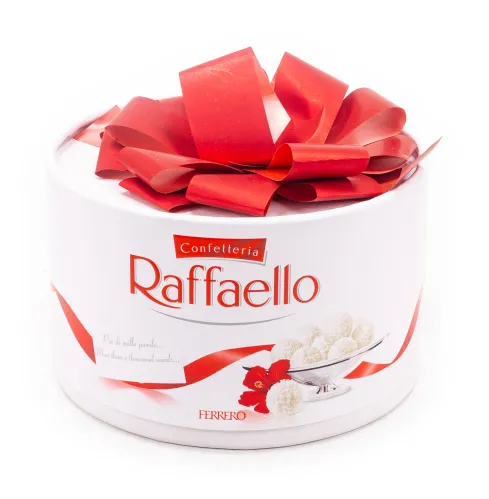 Конфеты Raffaello / Раффаэлло с цельным миндальным орехом в кокосовой обсыпке коробка 200г, сладости подарок, кондитерские изделия